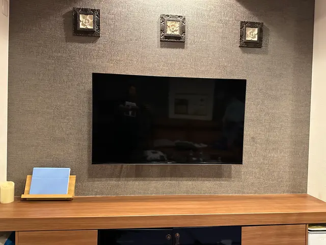 ◆4年連続アワード受賞店！◆テレビの裏にコンセントを作り見た目配線スッキリ！！サービスの画像