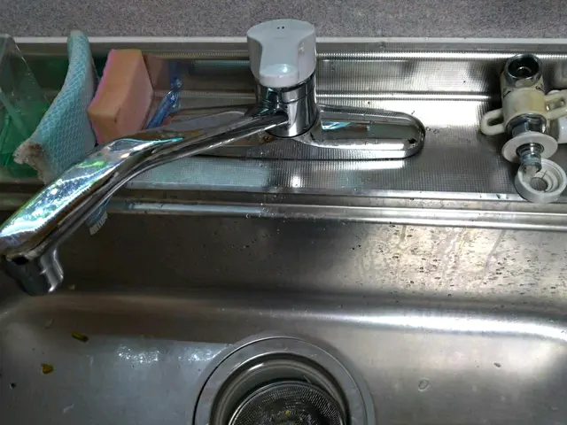 【見積もり･ご相談無料！】キッチン水栓交換【古い水栓の処分費無料】サービスの画像