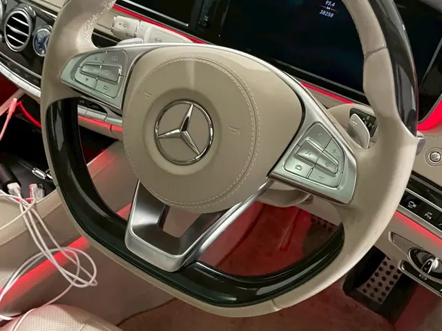 車内の汚れを諦めないでください！サービスの画像