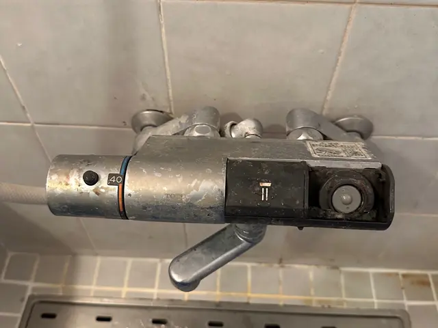 仮の予約をしてから写真でお見積もりします。お見積もりをしてから工事の予約をお願いサービスの画像