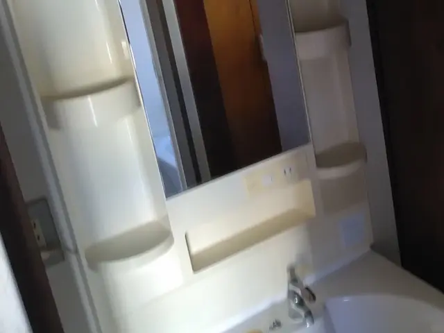 洗面台上部のリフォームサービスの画像