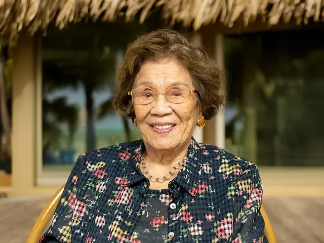 「遺影は“別れの準備”ではなく、“感謝の記録”です。」《美顔マジックで美しく》