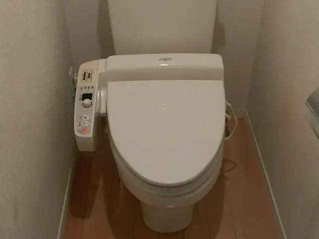 【作業歴15年以上国家資格保有】温水洗浄便座交換・安心の取付施工保証1年付き！サービスの画像