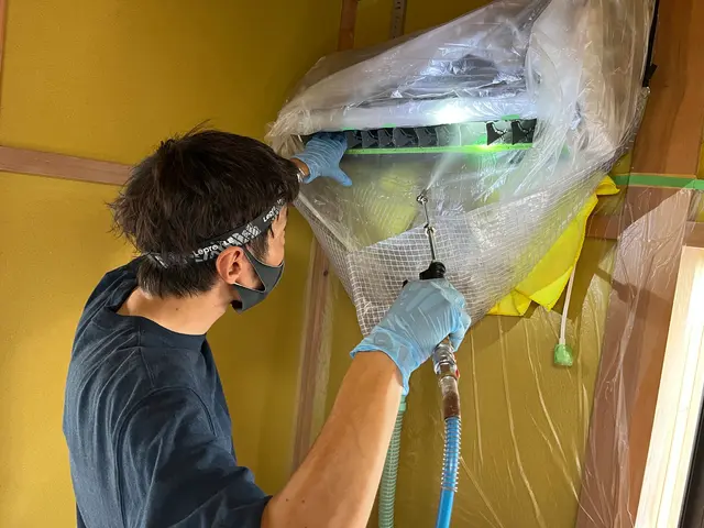 ノーマルエアコン専門・低価格・夜間対応可能・厳しいメーカー基準クリアの技術ありサービスの画像