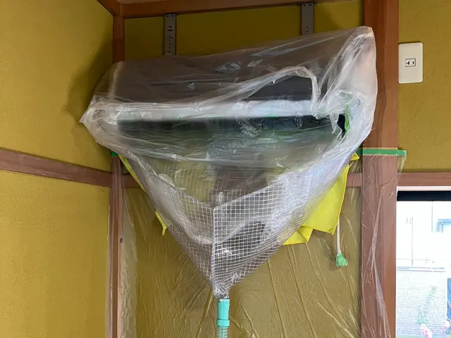 ノーマルエアコン専門・低価格・夜間対応可能・厳しいメーカー基準クリアの技術ありサービスの画像