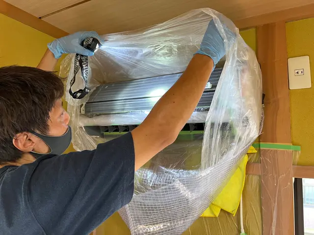 ノーマルエアコン専門・低価格・夜間対応可能・厳しいメーカー基準クリアの技術ありサービスの画像