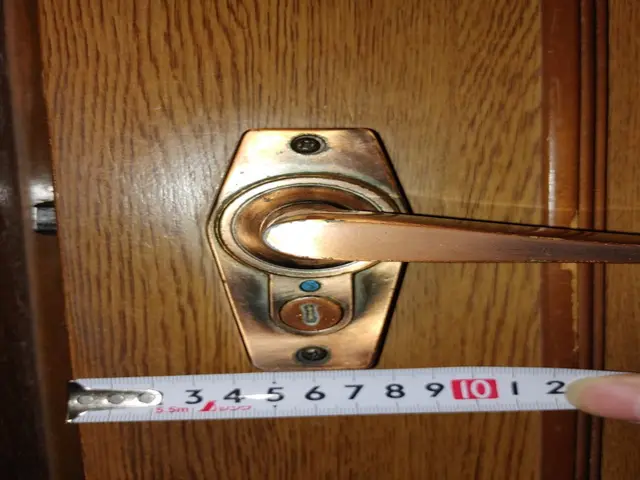 室内ドアノブ交換◆店長の私がお伺いします◆損害保険加入店サービスの画像