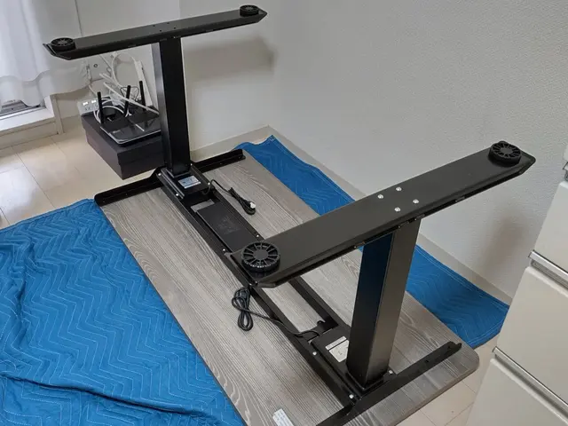 組立実績300件超え！FLEXISPOT他 鬼目ナット加工対応　不用品回収OKサービスの画像