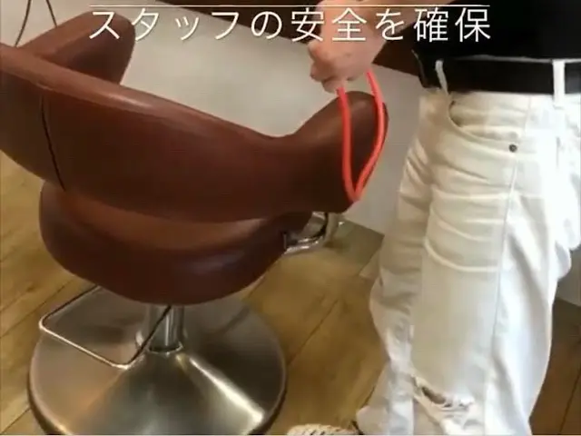 デスクチェアのクリーニングはされてますか多忙なリモートワークやゲームの汚れを！サービスの画像