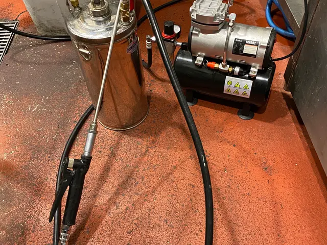 経験豊かな店長がオリジナルベイト剤や様々な施工方法でゴキブリ駆除を行いますサービスの画像