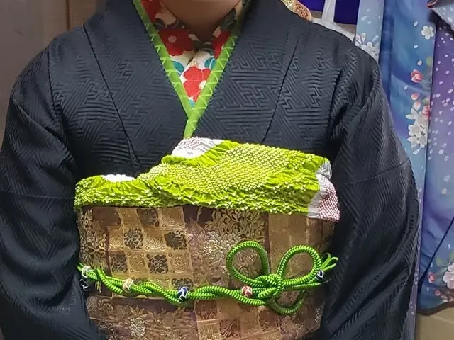 着付け歴40年のベテランが丁寧に仕上げる！型崩れしない正統派着付けで特別な日を