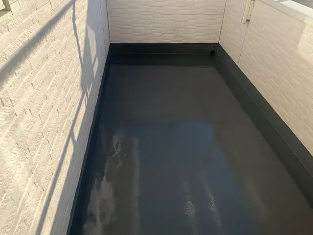 防水屋によるベランダ洗浄！ついでに無料点検！サービスの画像