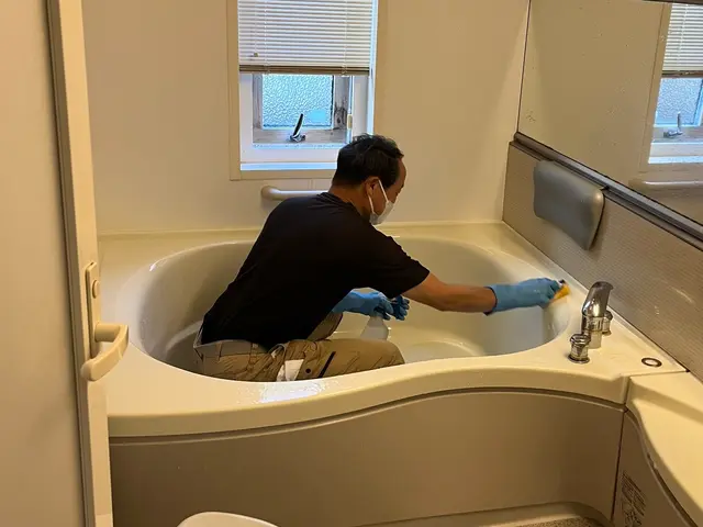 業界歴30年の店長が、ご夫婦で行う水回りクリーニングサービスの画像