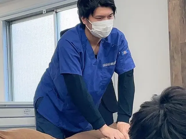 90分整体＋小顔矯正or頭蓋骨矯正サービスの画像