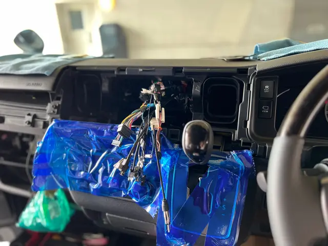 作業外注一切なし◎経験年数20年のベテラン店舗！親切・丁寧に対応いたします。サービスの画像