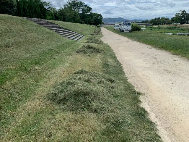 2年連続入賞の植木屋【リョクケイ】プロの草刈りで綺麗に仕上げます。サービスの画像
