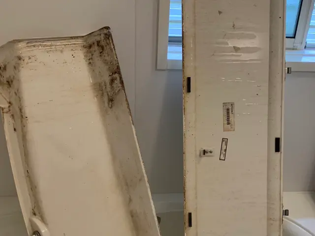 ◉夫婦でお伺い◉業歴10年以上◉期間限定！カビ防止コート、鏡コーティングサービスサービスの画像