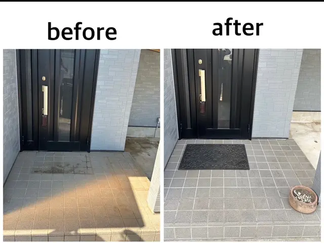 【洗浄専門店】玄関タイル付帯部の隅々までキレイに！エアコンなどと同時予約で5%割サービスの画像