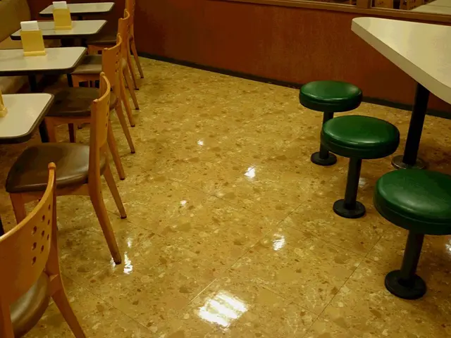 【大型店舗での実績多数】《24時間対応！損害保険加入》店舗専用コーティング剤使用サービスの画像