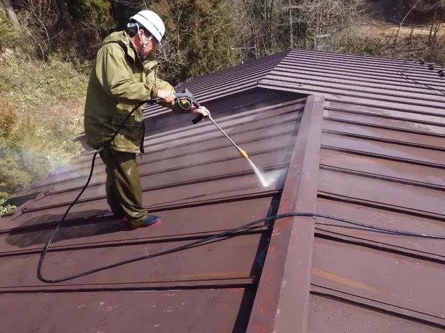 地域の商工会加入◎損保加入◎完全自社施工【少数精鋭の職人集団】ドローン撮影報告！サービスの画像