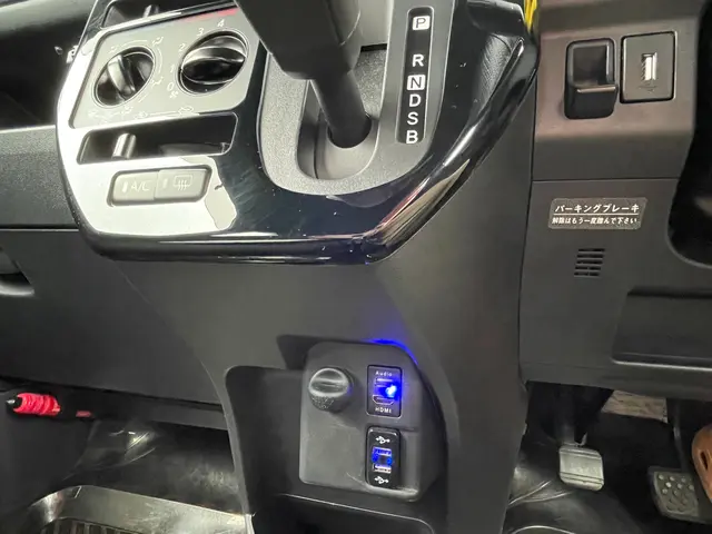 【業歴10年以上の経験と実績】年中無休! 営業時間外も対応OK！サービスの画像