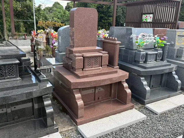 墓石クリーニング★葬儀会社経験者による安心サービス！現在霊園と業務提携中サービスの画像