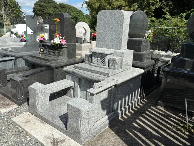墓石クリーニング★葬儀会社経験者による安心サービス！現在霊園と業務提携中サービスの画像