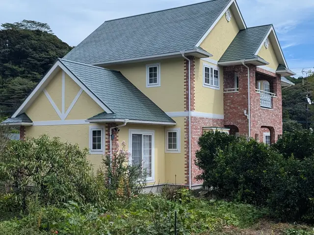 仕上がり重視で丁寧に施工！当店へお任せください！サービスの画像