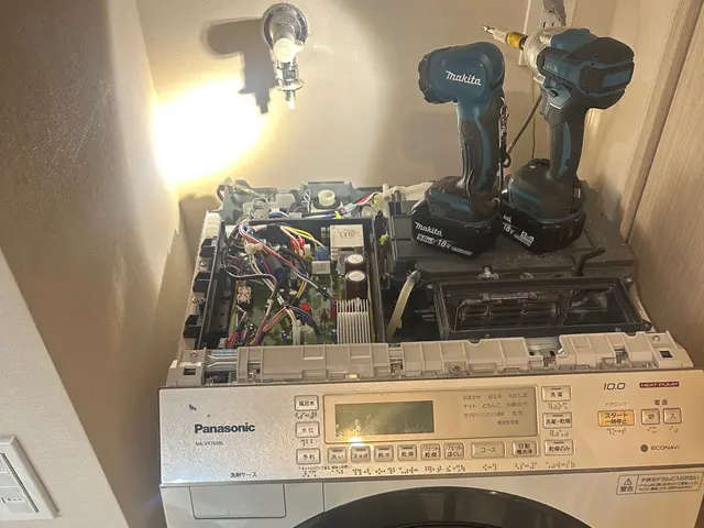 ◎即日対応◎つまり清掃◎歯ブラシなど取ります◎エラー修理◎電気工事士サービスの画像