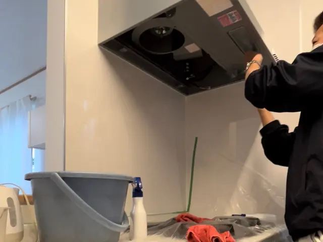 クリーニング歴１8年以上の『仲良し親子』のプロがお伺いいたしますサービスの画像