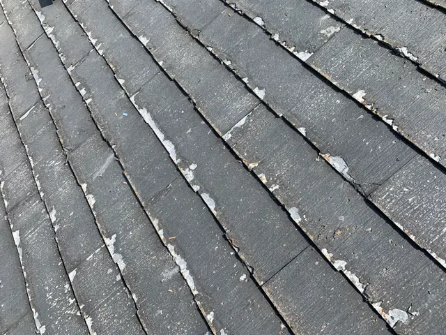 瓦からカラーベスト張替えカラーベストからスーパーガルテクト　カバー工法サービスの画像