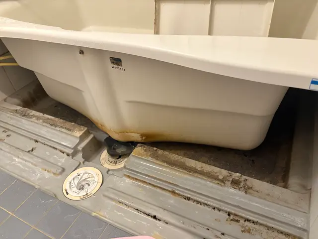 早めの年末の大掃除をお手伝いします。今年は12/17日と18日のみ空いてます。サービスの画像