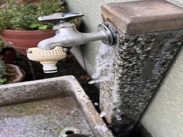 24時間対応OK!年中無休◎年間作業実績700件以上◎駐車場代当店負担サービスの画像