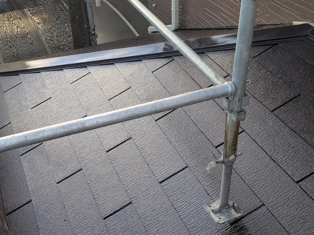 シリコン塗料、ラジカルシリコン塗料、フッ素塗料、無機塗料等メニューございます。サービスの画像