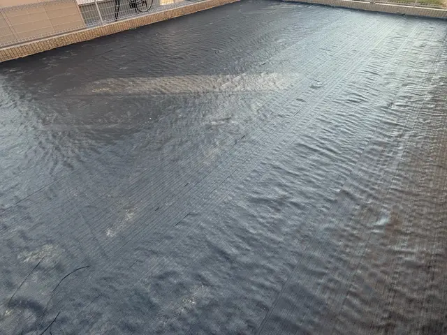 [防草シート]現地見積もり無料です！既存砂利への施行も可能です！サービスの画像