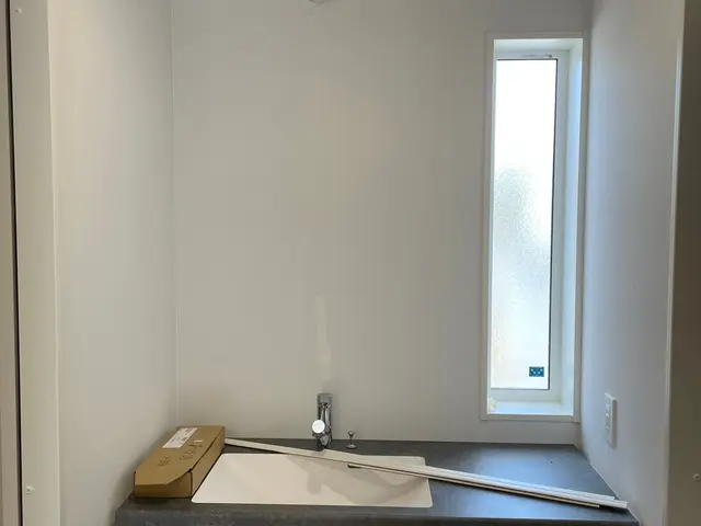 室内鏡ミラー取付、交換お任せください！◉エリア外時間外対応可能◉サービスの画像