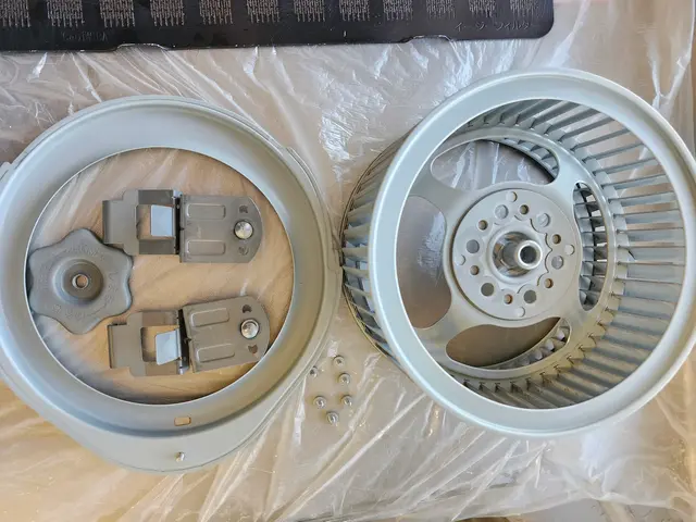 こだわりの薬剤、道具で徹底清掃◎徹底養生◎床に直接物を置きません◎保険加入◎サービスの画像