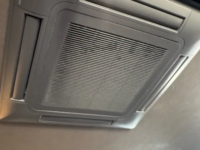 業務用エアコンクリーニングサービスの画像