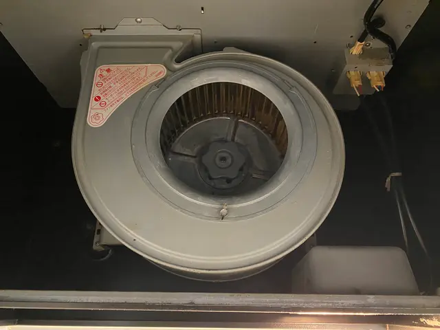 『キッチン環境を守る第一歩！レンジフード掃除で清潔を保つ』サービスの画像