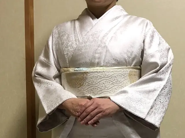 30年以上の実績！着崩れしない快適な着付けをお届け！浴衣ヘアアレンジ付¥9000