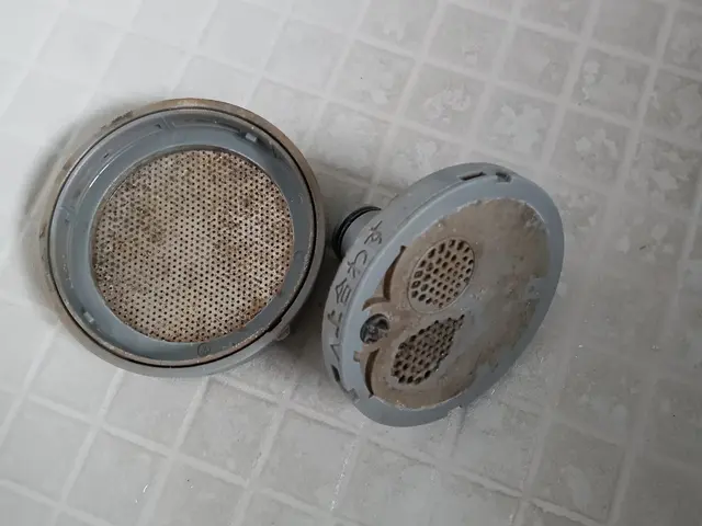 追い焚き配管洗浄。キレイなお湯で安心して入浴を！1つ穴タイプ、追い焚き機能有限定サービスの画像