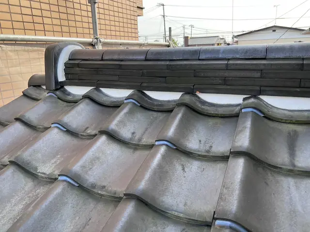 棟板金交換、屋根カバー工事、葺き替え工事、瓦一式サービスの画像