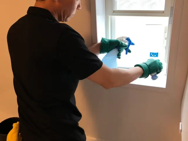 1番大変な浴室とキッチン換気扇はプロに任せちゃいましょう♪♪サービスの画像