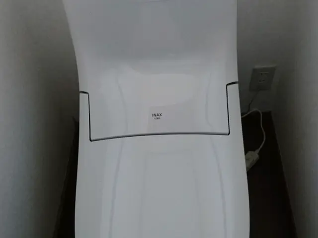 トイレクリーニング　夫婦でお伺い　駐車場代無料サービスの画像