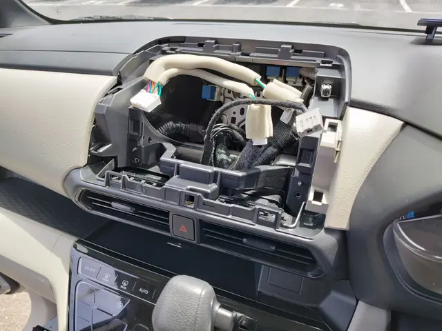 ＜自動車検査員資格保有＞店長自らが伺うカーナビ出張取り付けサービスサービスの画像