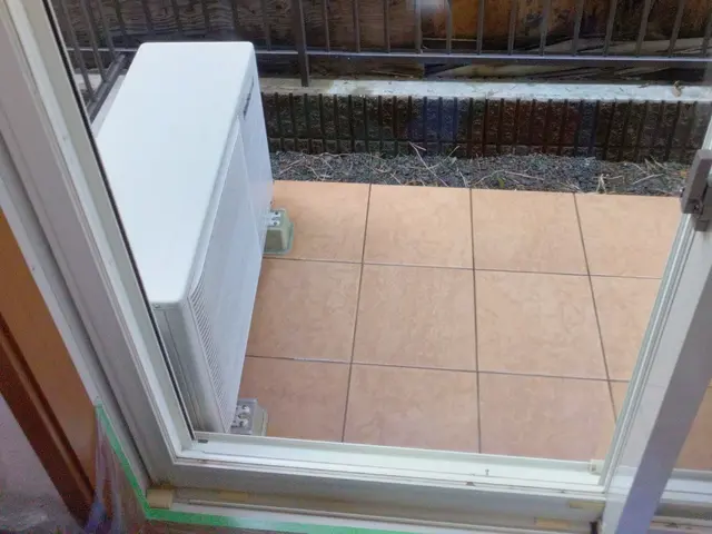 窓サッシ清掃はおまかせください♪仕上がり重視で丁寧に作業いたします！サービスの画像