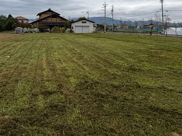 【損害保険加入済◎防犯効果も◎】地域密着店！　草刈りのプロサービスの画像