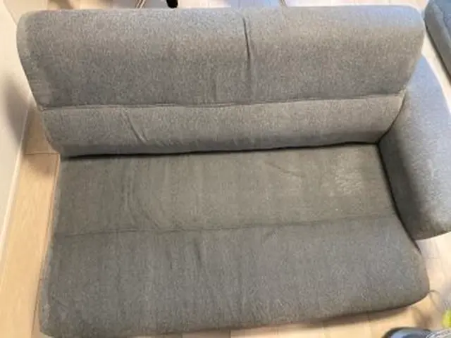 夜間・早朝対応可能◎病院や店舗施設経験あり◎座面の汚れ・臭いを徹底除去！サービスの画像