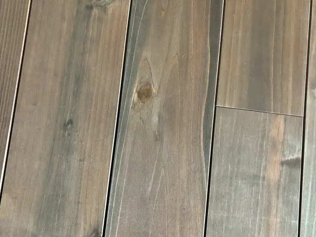 元気な挨拶と丁寧な作業で、お客様のお住まいを「来た時よりも綺麗に」仕上げますサービスの画像