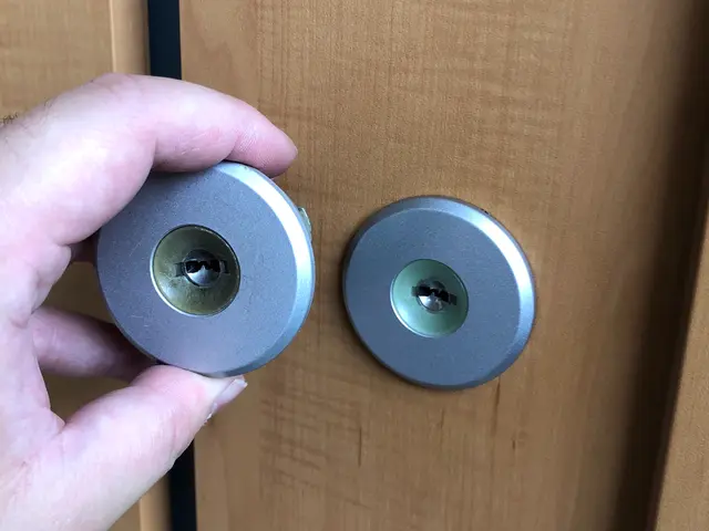 親切丁寧な対応！鍵交換作業だけでなくメンテナンスサービス付！鍵がスムーズに回る！サービスの画像